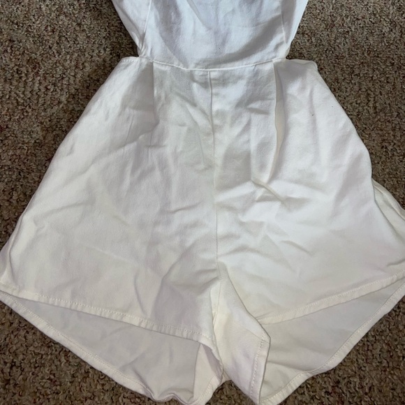 Romper - Picture 3 of 7